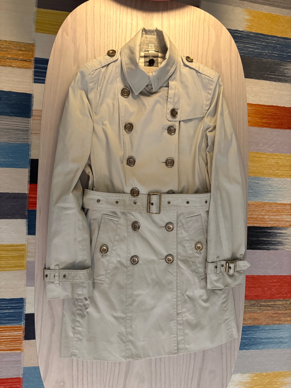 Burberry Women’s Beige Trench Coat with Removable Hood and Lining Size 2